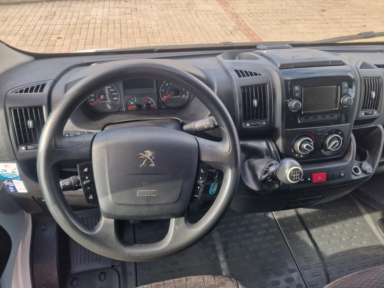 Fiat Ducato Boxer 330 2.2 HDi 3 Posti