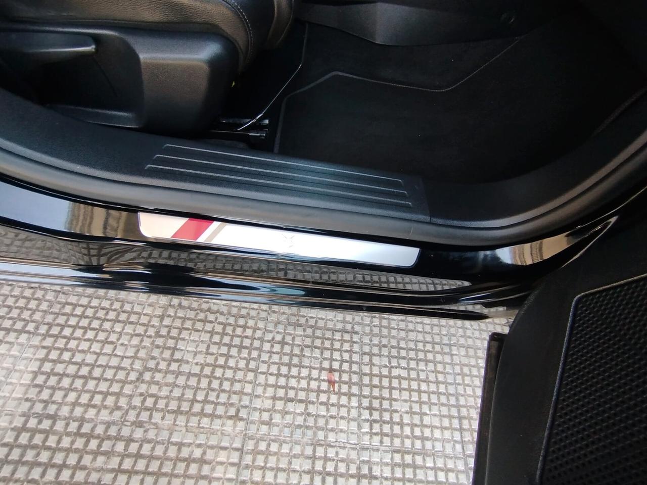 Ds DS3 3 Crossback BlueHDi 100 Performance Line