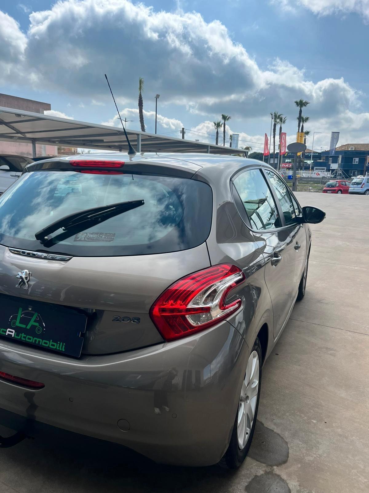 Peugeot 208 1.2 VTi 82 CV 5 porte Allure