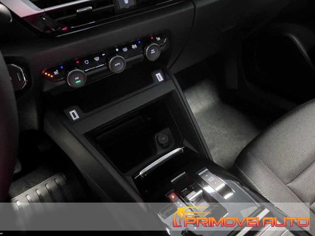 CITROEN C4 Hybrid 136 e-DCS6 Plus