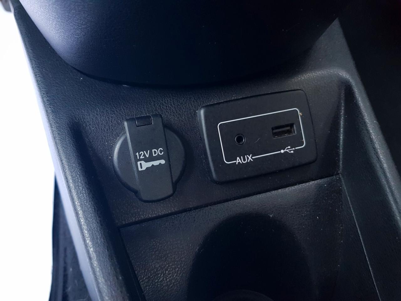 Lancia Ypsilon 1.2 69 CV 5 porte Silver GPL