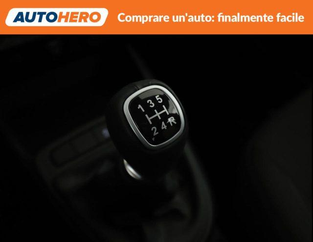 HYUNDAI i10 1.0 MPI Advanced