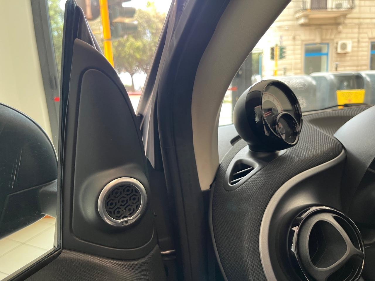 Smart 90cv Turbo cabrio Led/navi IVA ESPOSTA!!