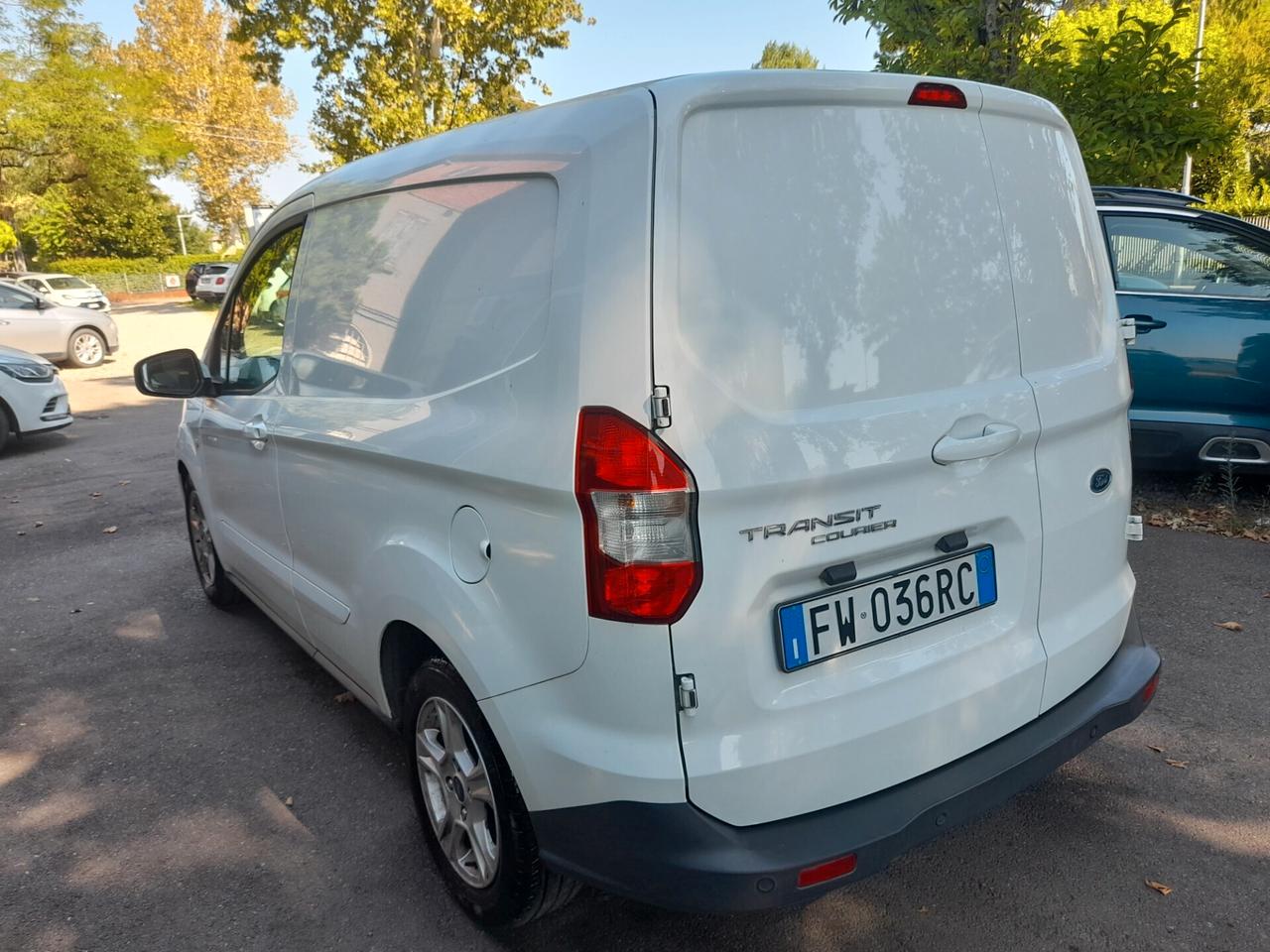 Ford Transit Courier 1.5 TDCi 100CV Van TITANIUM NAVIGATORE