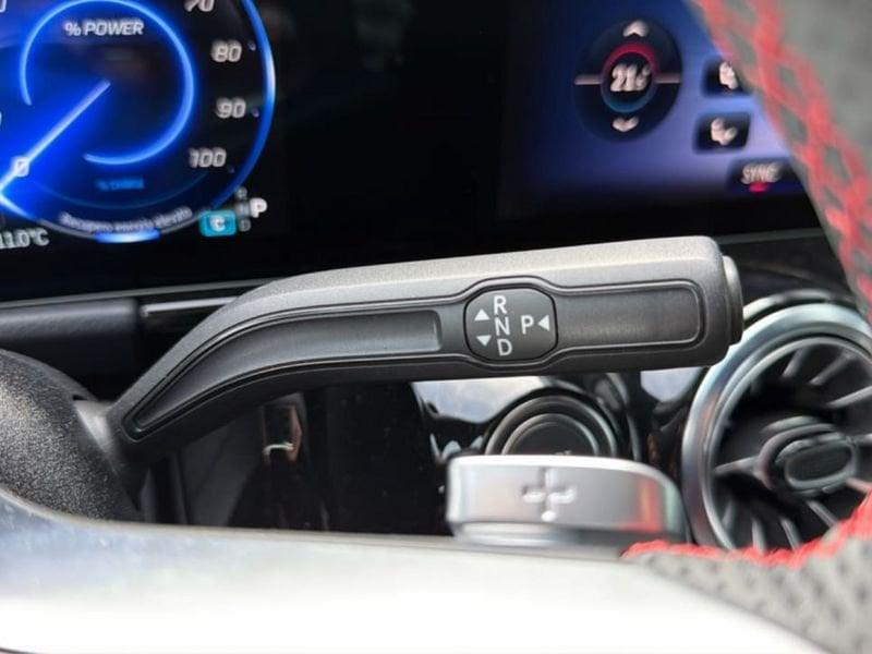 Mercedes-Benz EQA 300 4Matic AMG Line Advanced