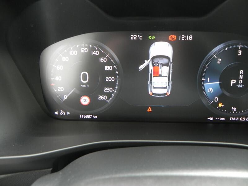 Volvo XC40 D3 AWD Geartronic Business Plus