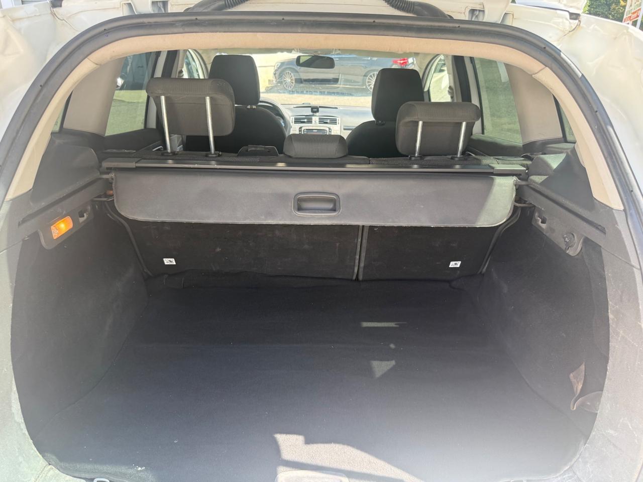 Ford Kuga Kuga+ 2.0 TDCi 140 CV 2WD DPF