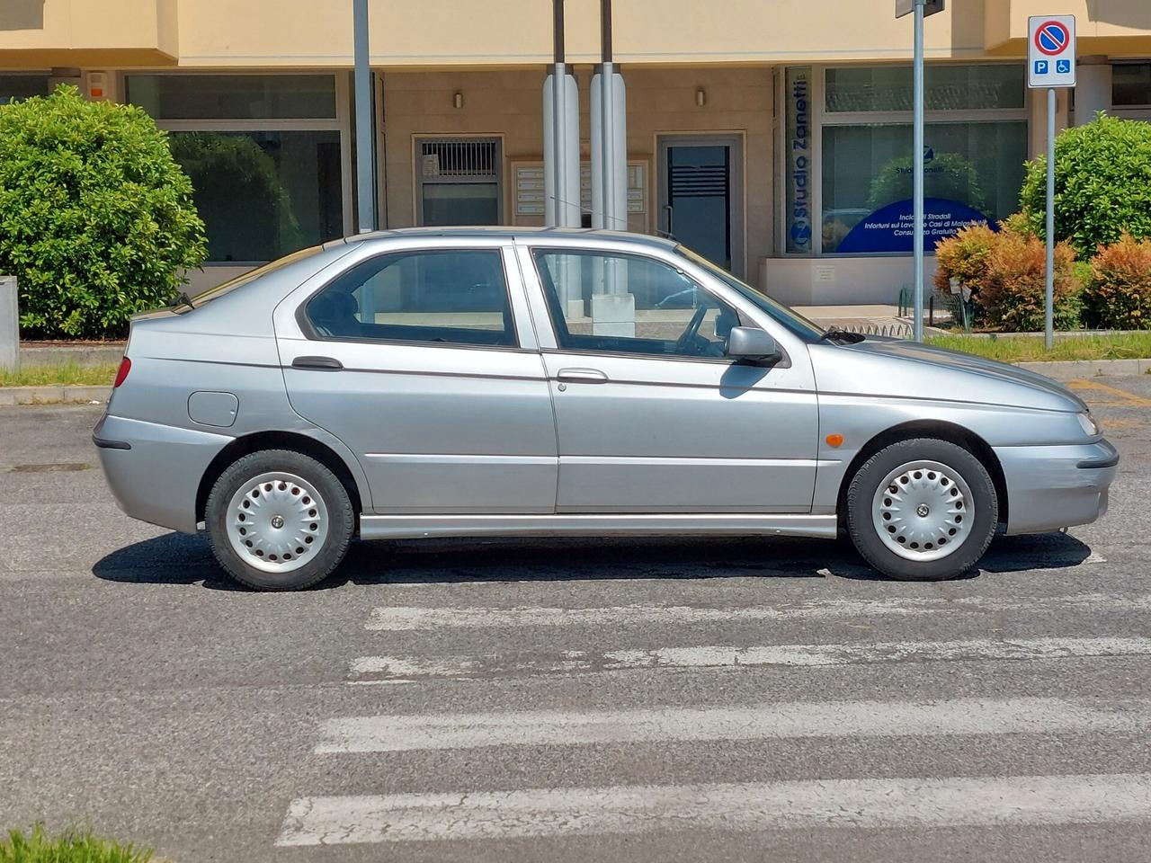 Alfa Romeo 146 1.4i 16V Twin Spark cat