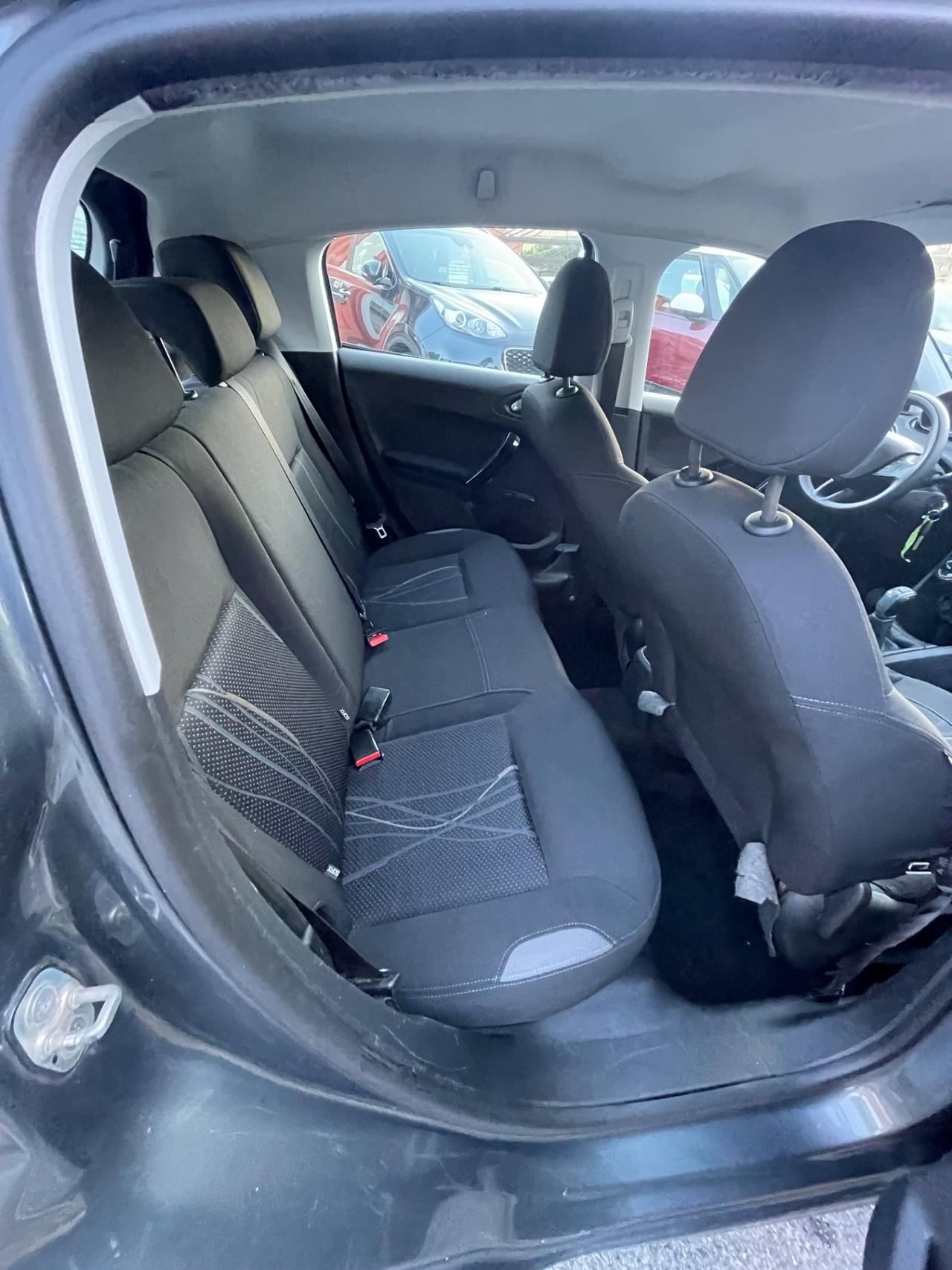 208 1.4 HDi 68 CV 5 porte Allure-rate-garanzia