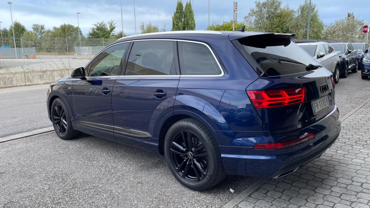 Audi Q7 45 TDI quattro tiptronic Sport Plus 7 posti SLINE