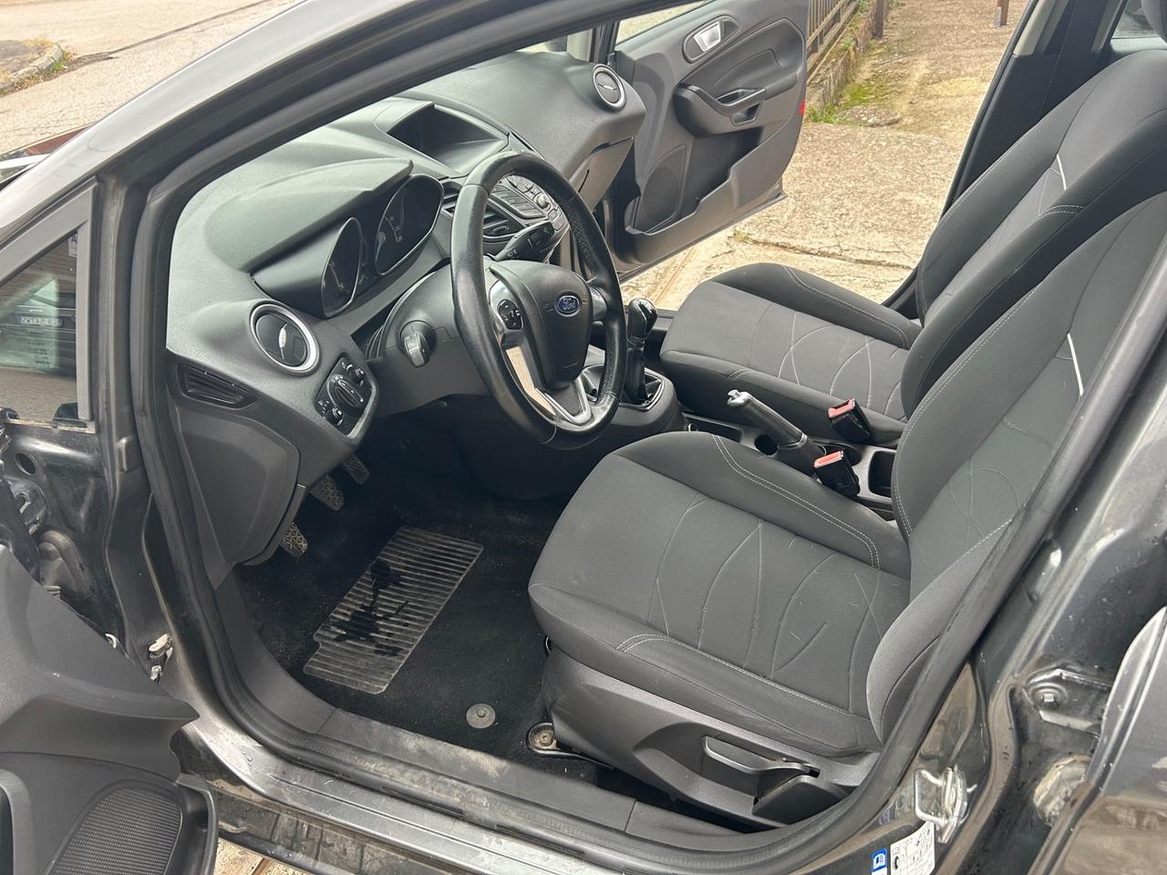 Ford Fiesta 1.5 TDCi 75CV 5 porte Business