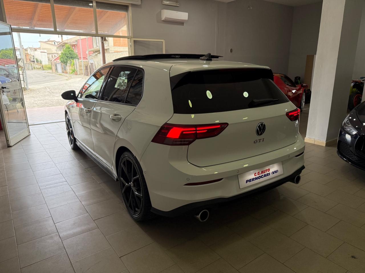 Volkswagen Golf GTI Golf 2.0 TSI GTI DSG