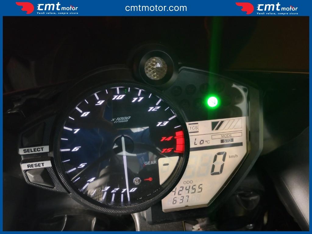 Yamaha YZF R1 - 2015