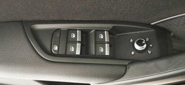 AUDI Q5 40 TDI 204 CV quattro S tronic Business