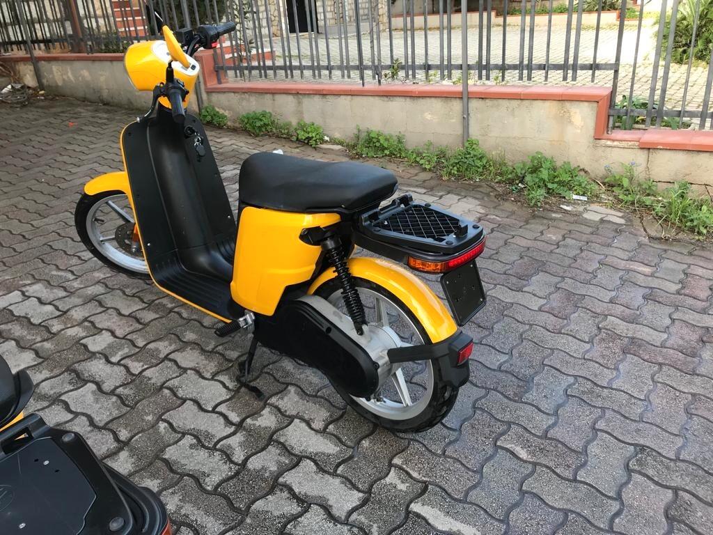 Askoll eS2 SCOOTER