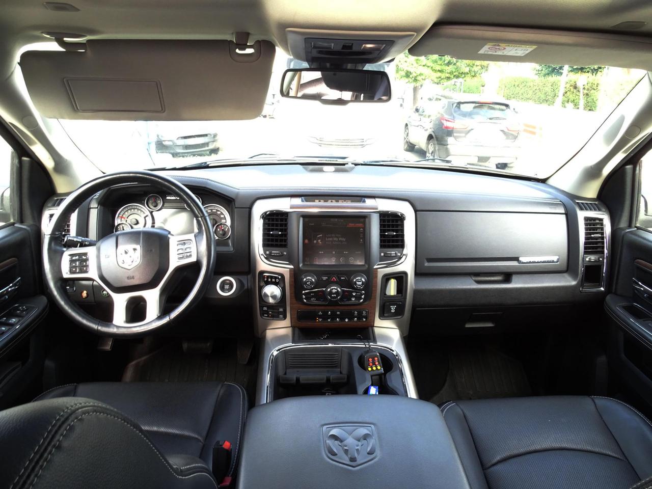 Dodge RAM 1500 AWD 5.7L V8 401CV LARAMIE AUTOCARRO