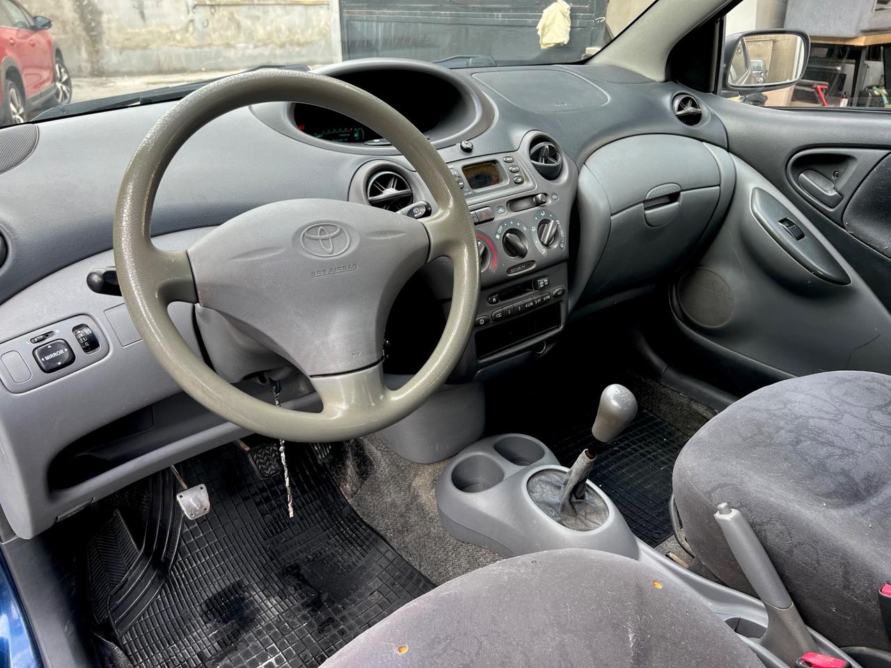 Toyota Yaris 1.4 tdi D-4D cat 3 porte