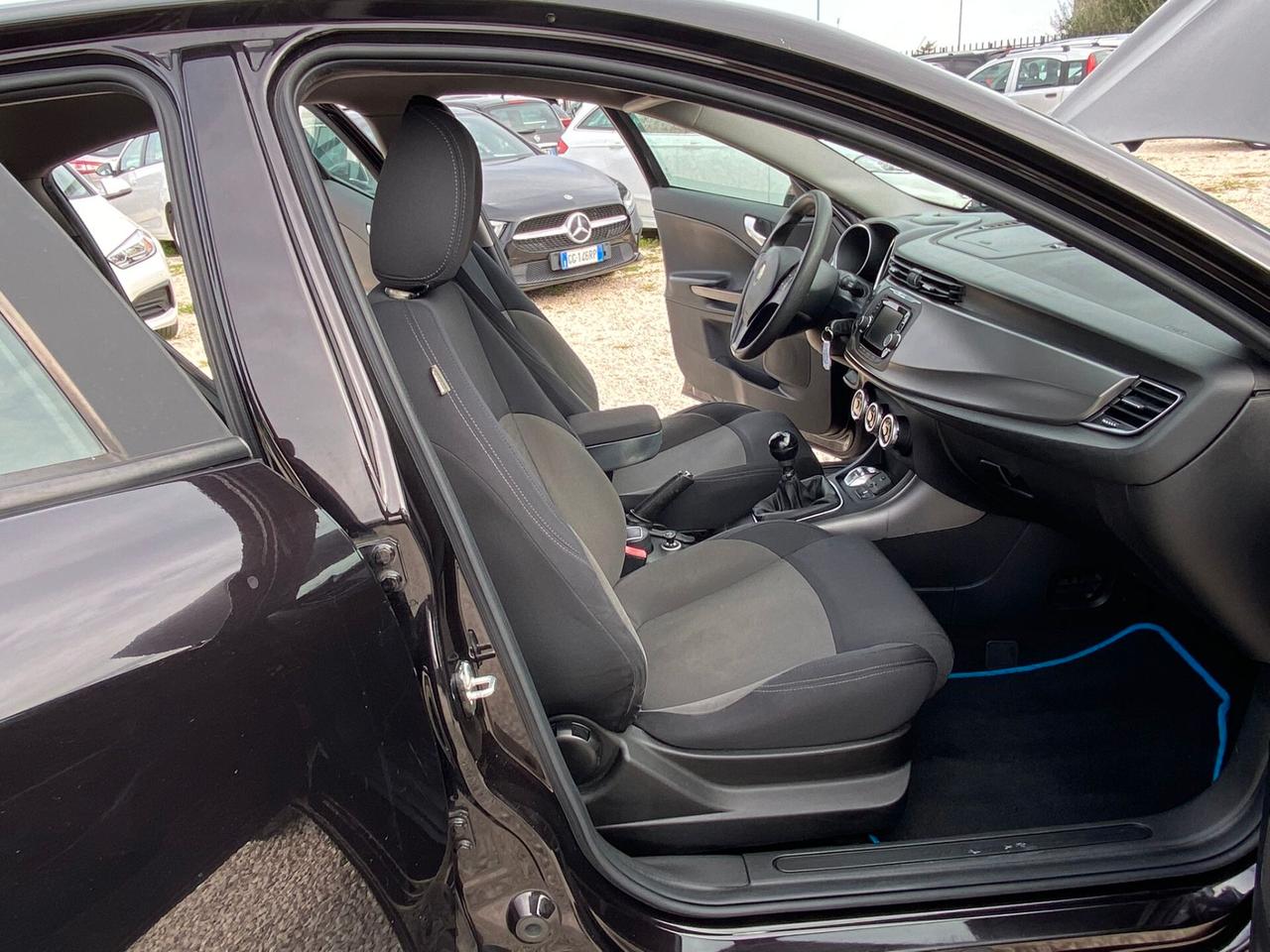 Alfa Romeo Giulietta 1.6 JTDm-2 105 CV Exclusive NEOPATENTATI