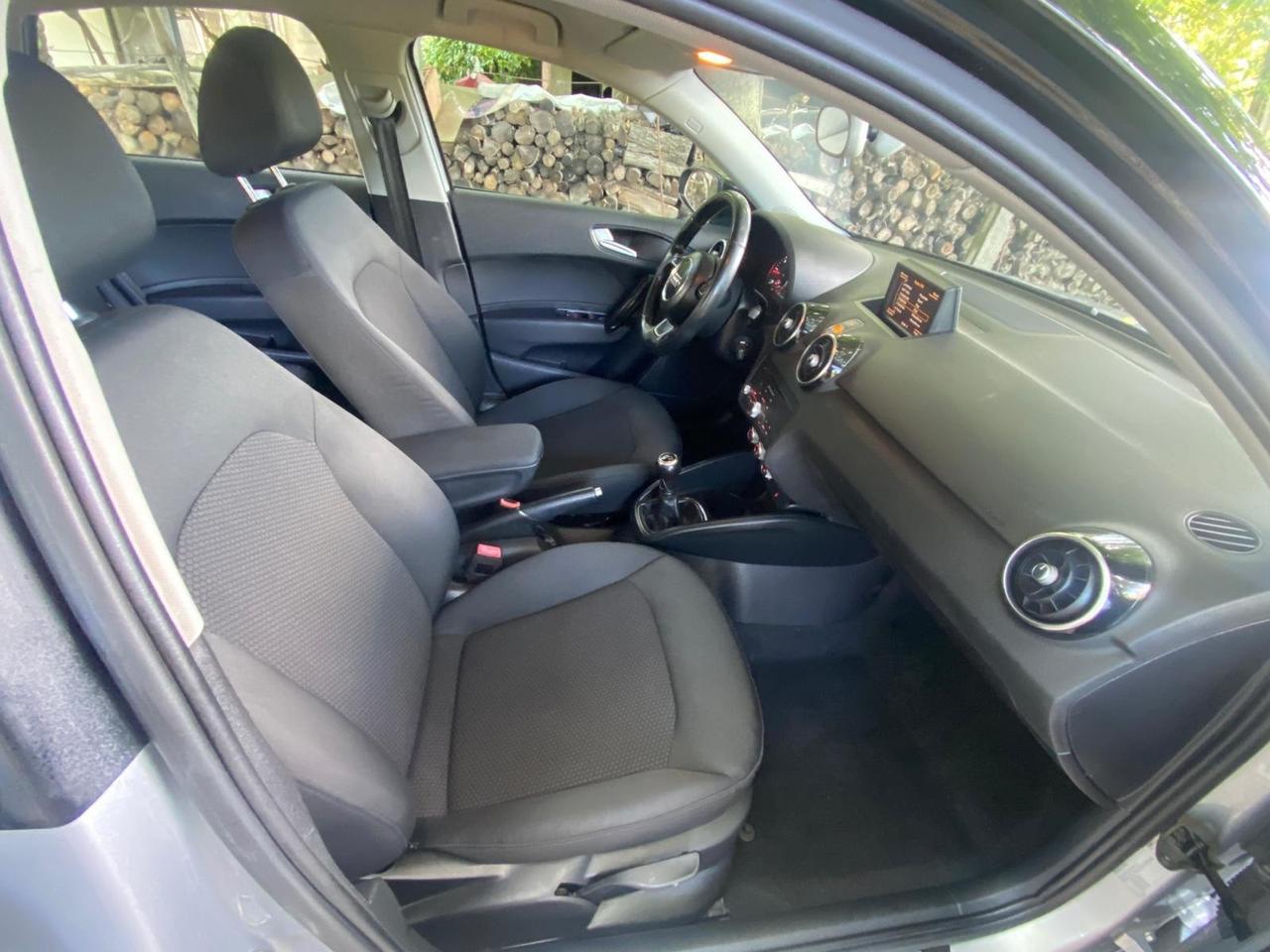 Audi A1 SPB 1.6 TDI S line edition plus