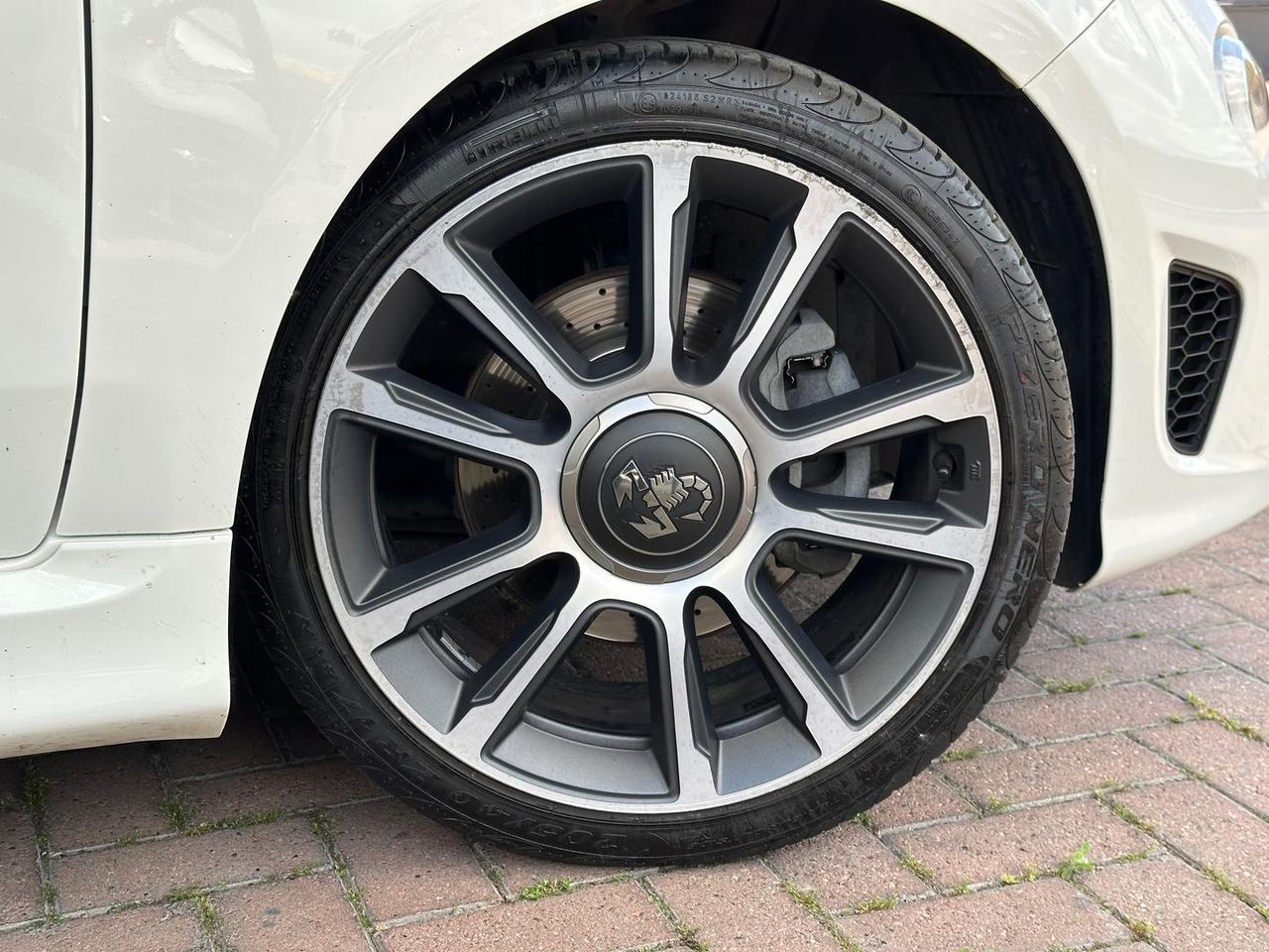 Abarth 595 Turismo 1.4 T-Jet