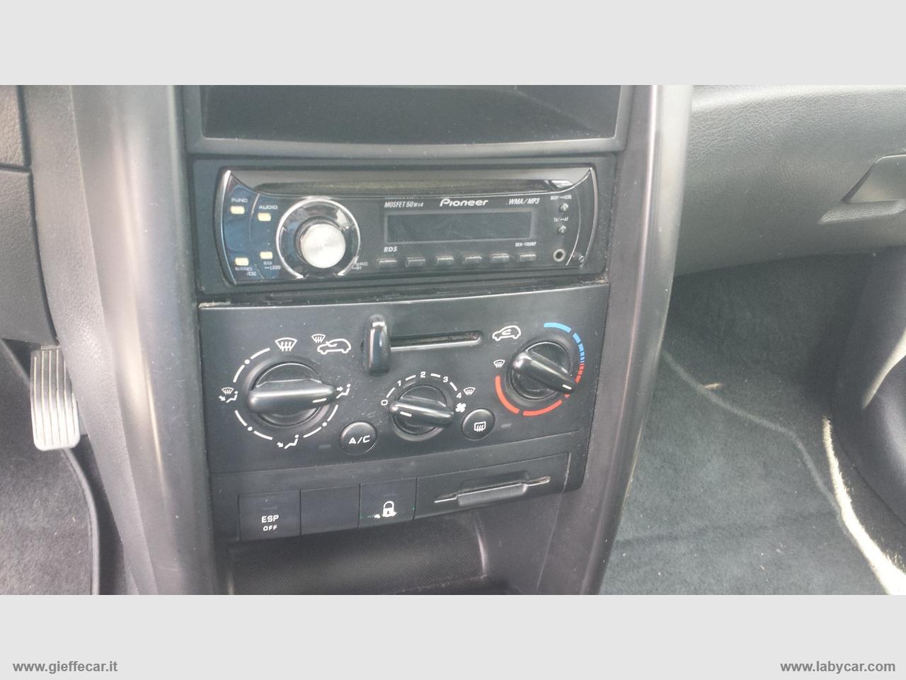 PEUGEOT 207 1.4 8V 75 CV 5p. X Line