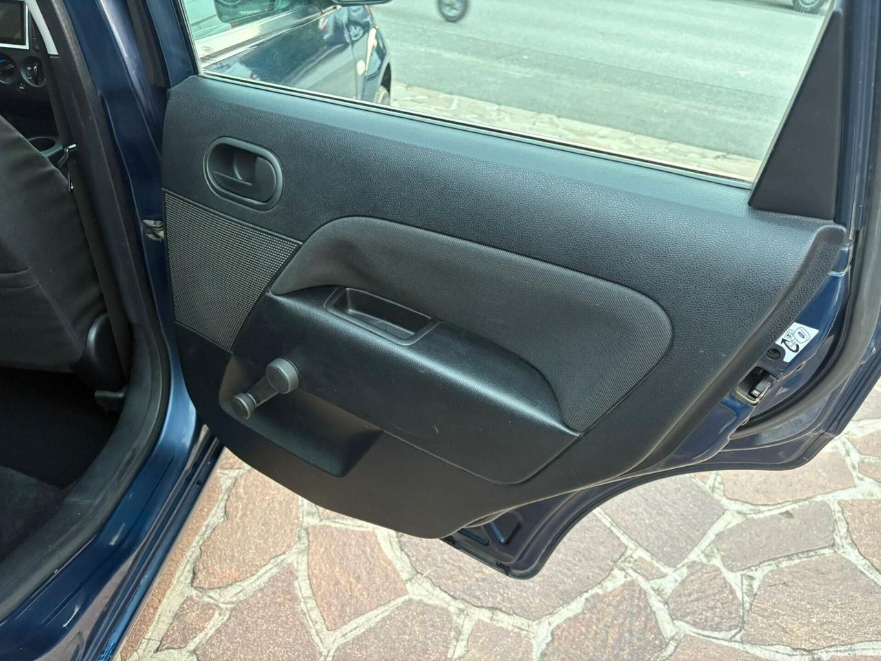 Ford Fiesta 1.2 16V 5p. Ghia GPL