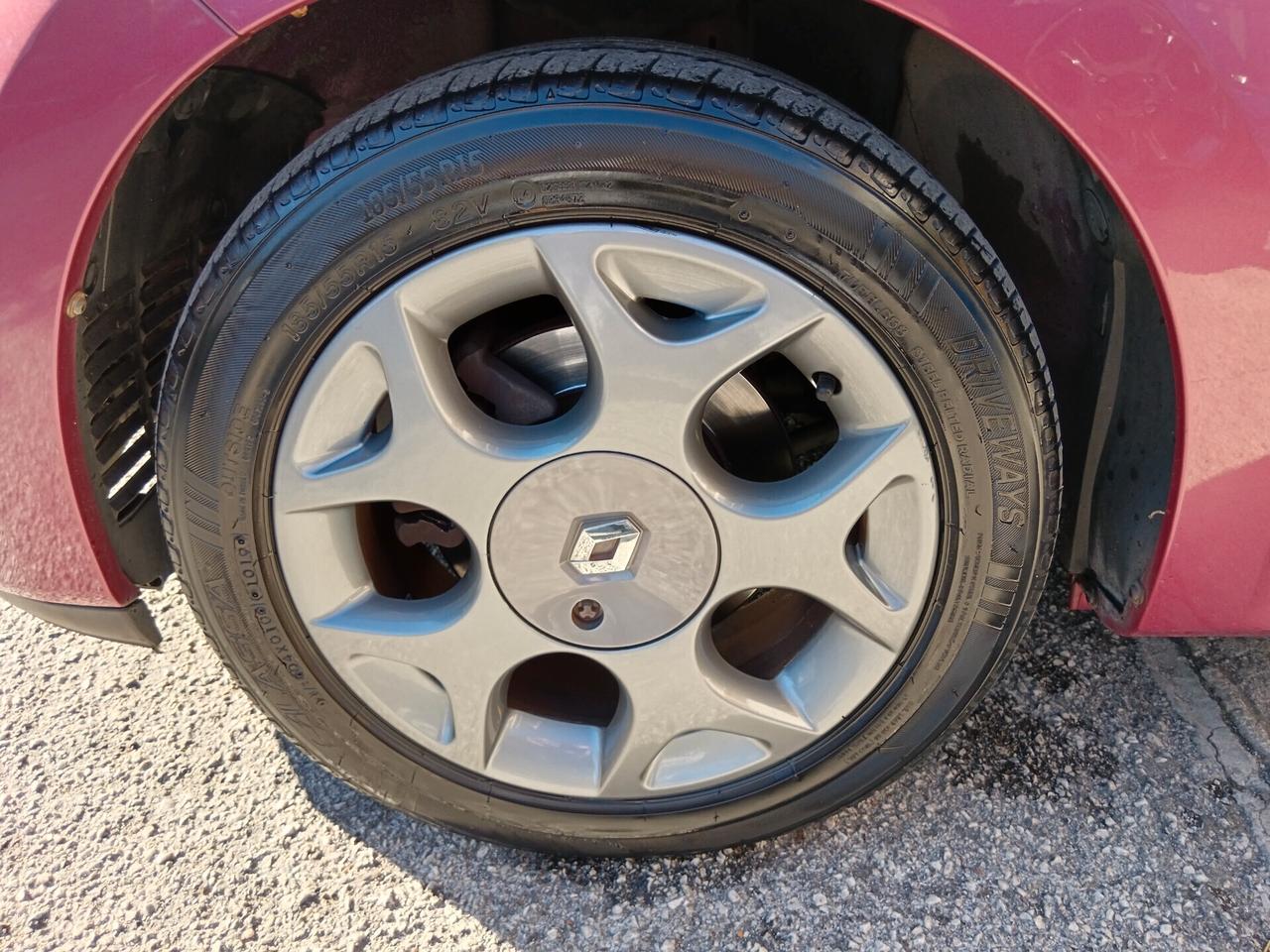 Renault Twingo 1.2 75CV LIVE NUOVISSIMA