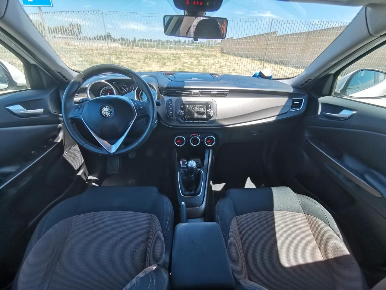 Alfa Romeo Giulietta 1.6 JTDm-2 105 CV Distinctive