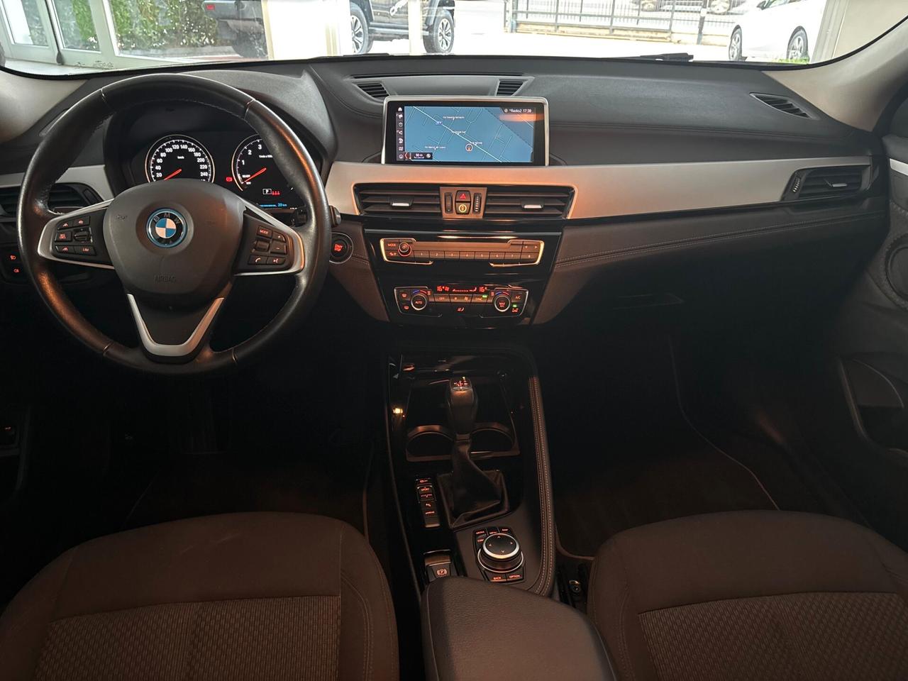 Bmw X2 xDrive25e Business-X