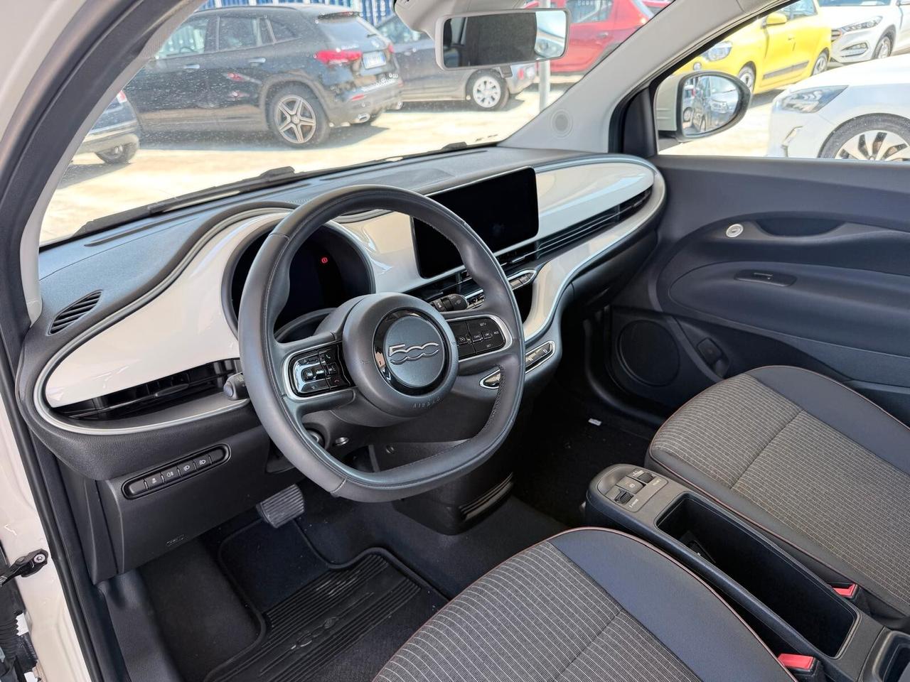 Fiat 500 500e