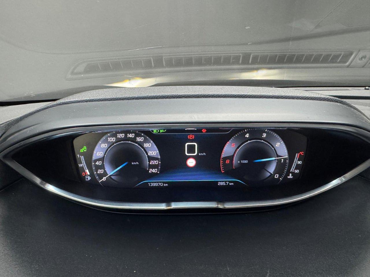 Peugeot 3008 3008 1.5 bluehdi GT Line s&s 130cv