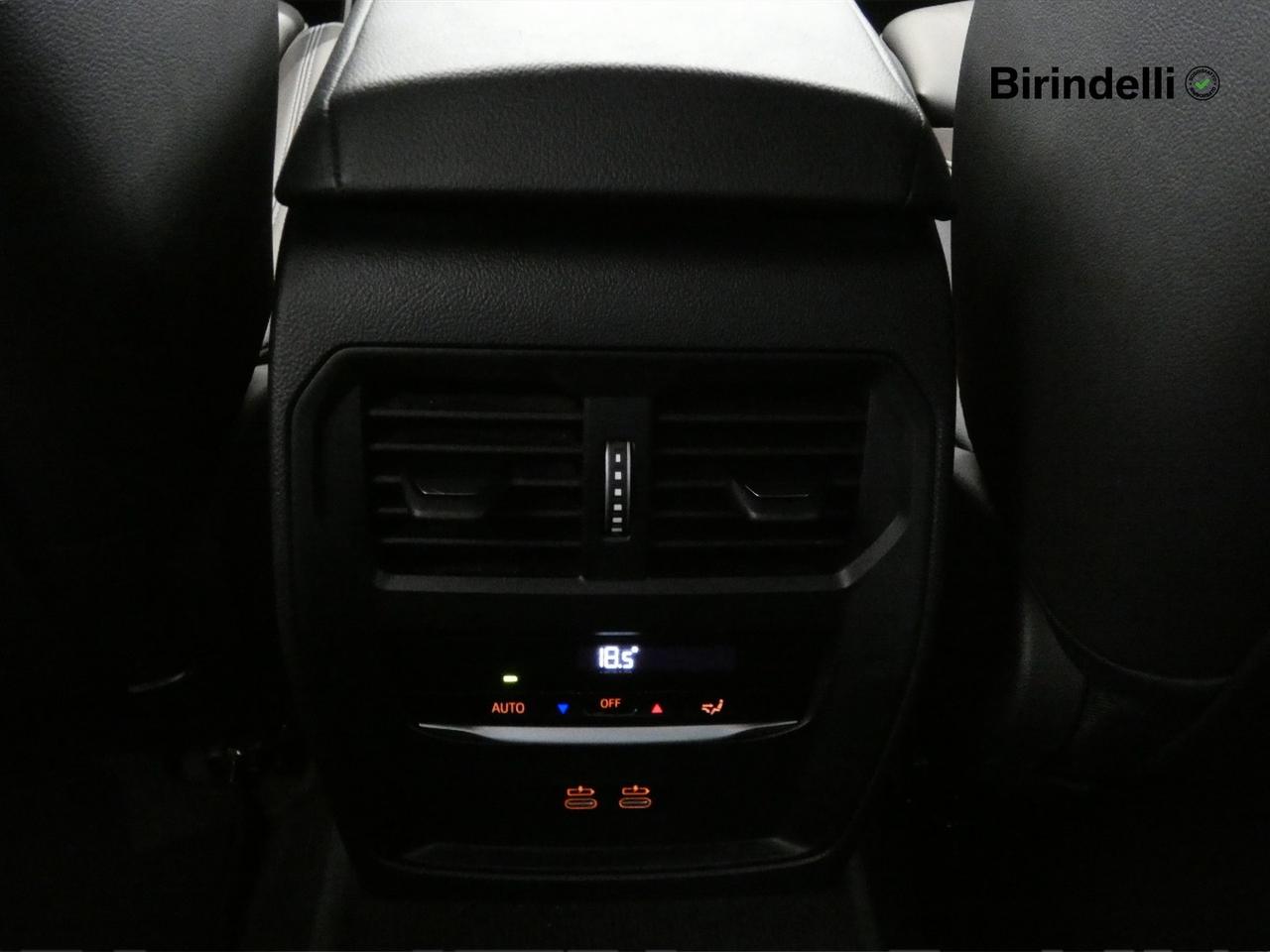 BMW Serie 3(G20/1-80/1) - 320d 48V xDrive Touring Msport