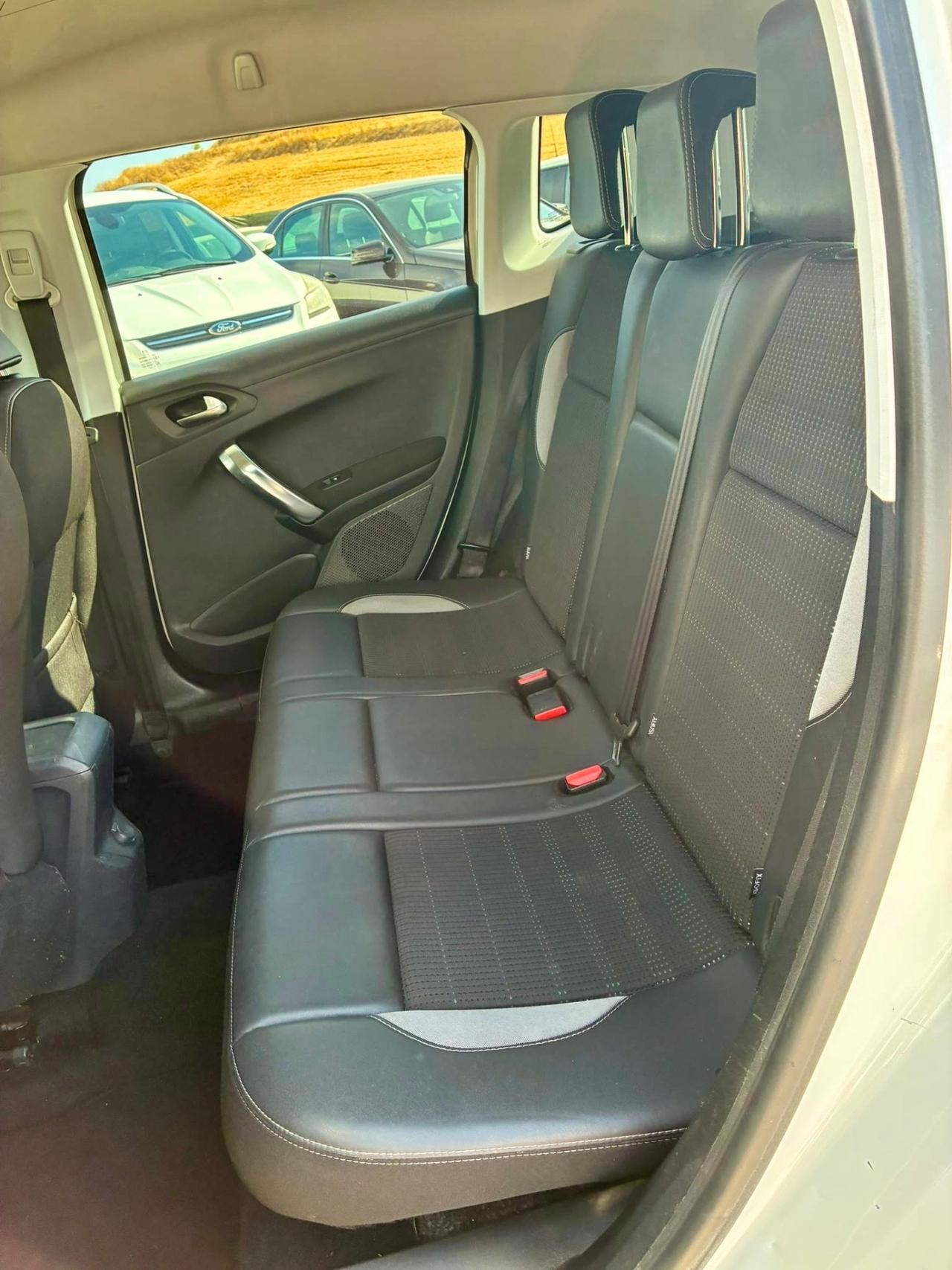 Peugeot 2008 BlueHDi 100 Allure