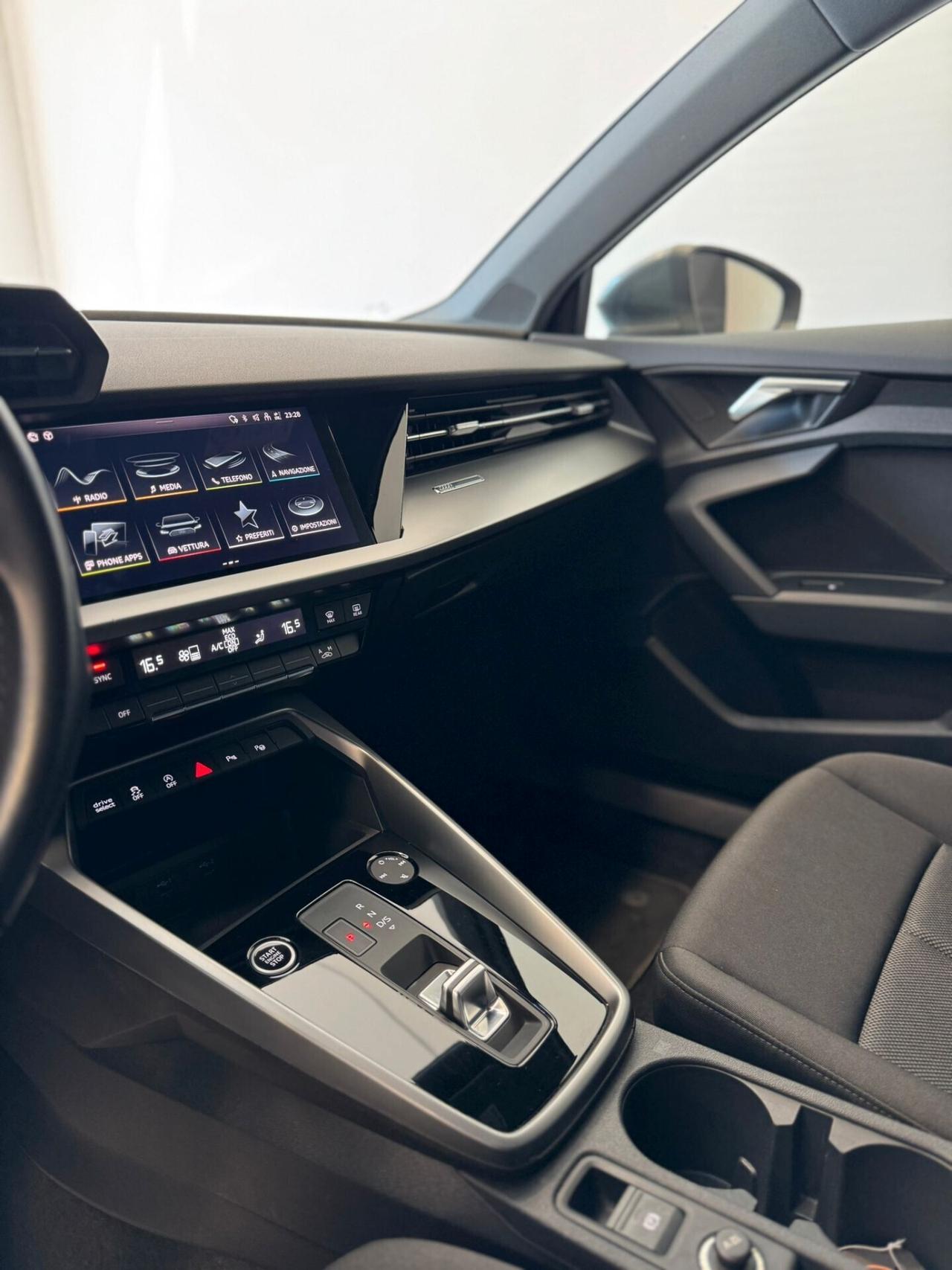 Audi A3 35 TDI S tronic S line edition