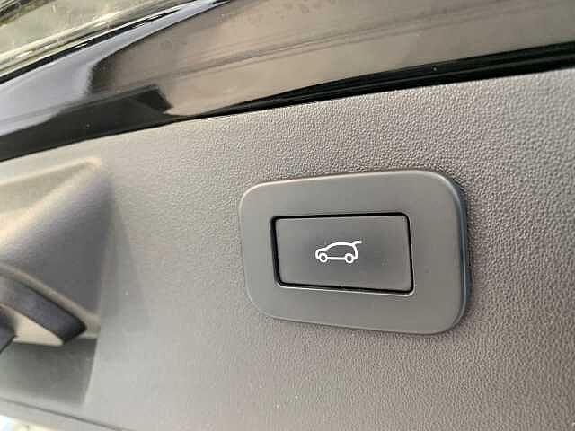 Jaguar E-PACE 2.0D I4 163 CV AWD Auto R-Dynamic SE