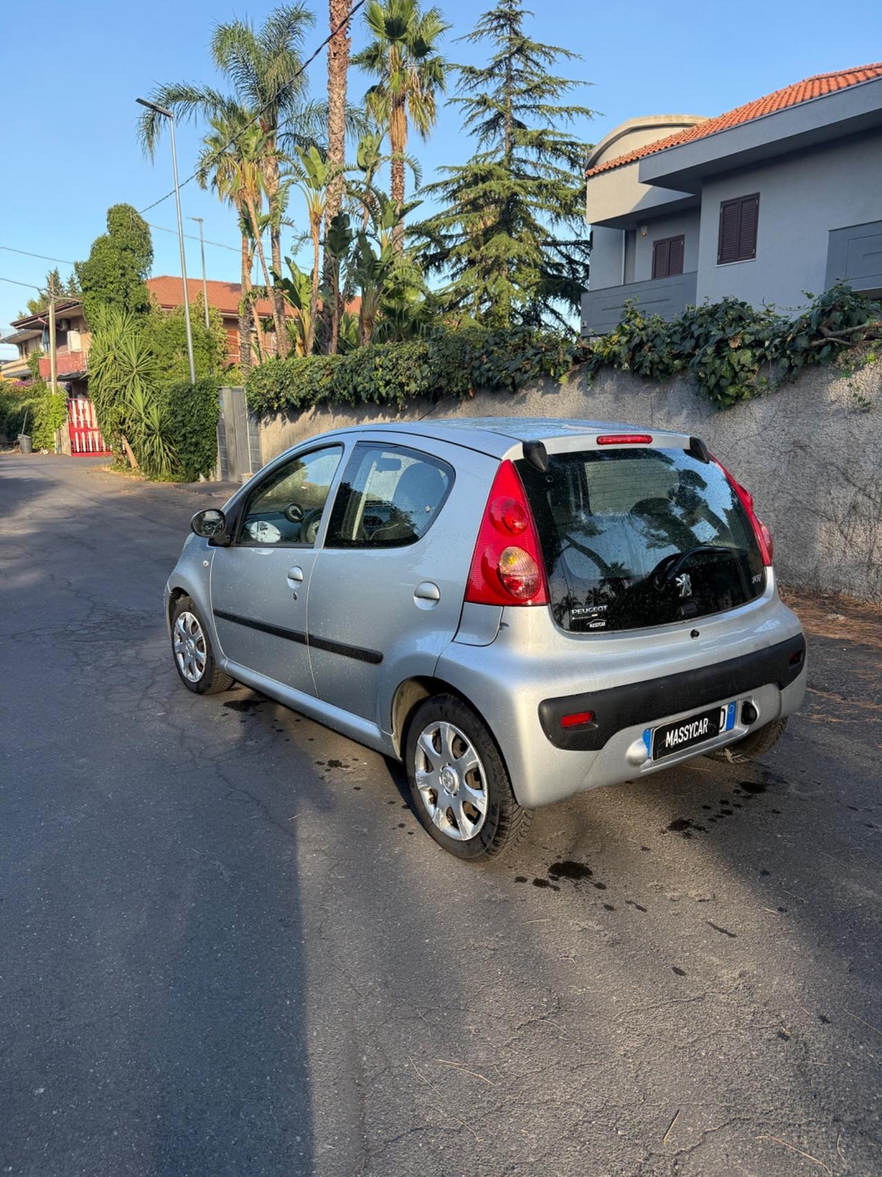 Peugeot 107 1.0 68CV 5p. Allure 2Tronic