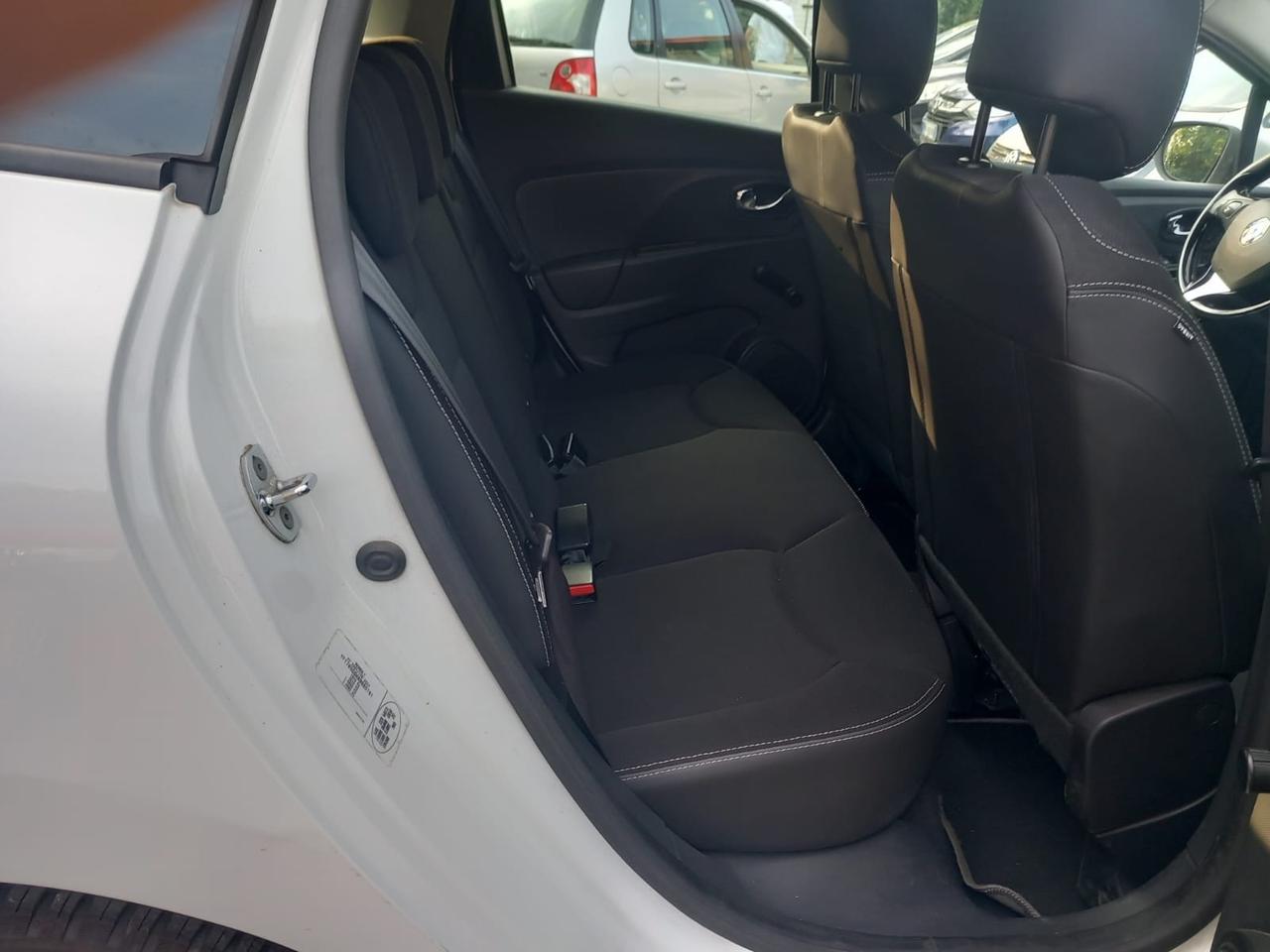 Renault Clio Sporter 1.2 75CV Live