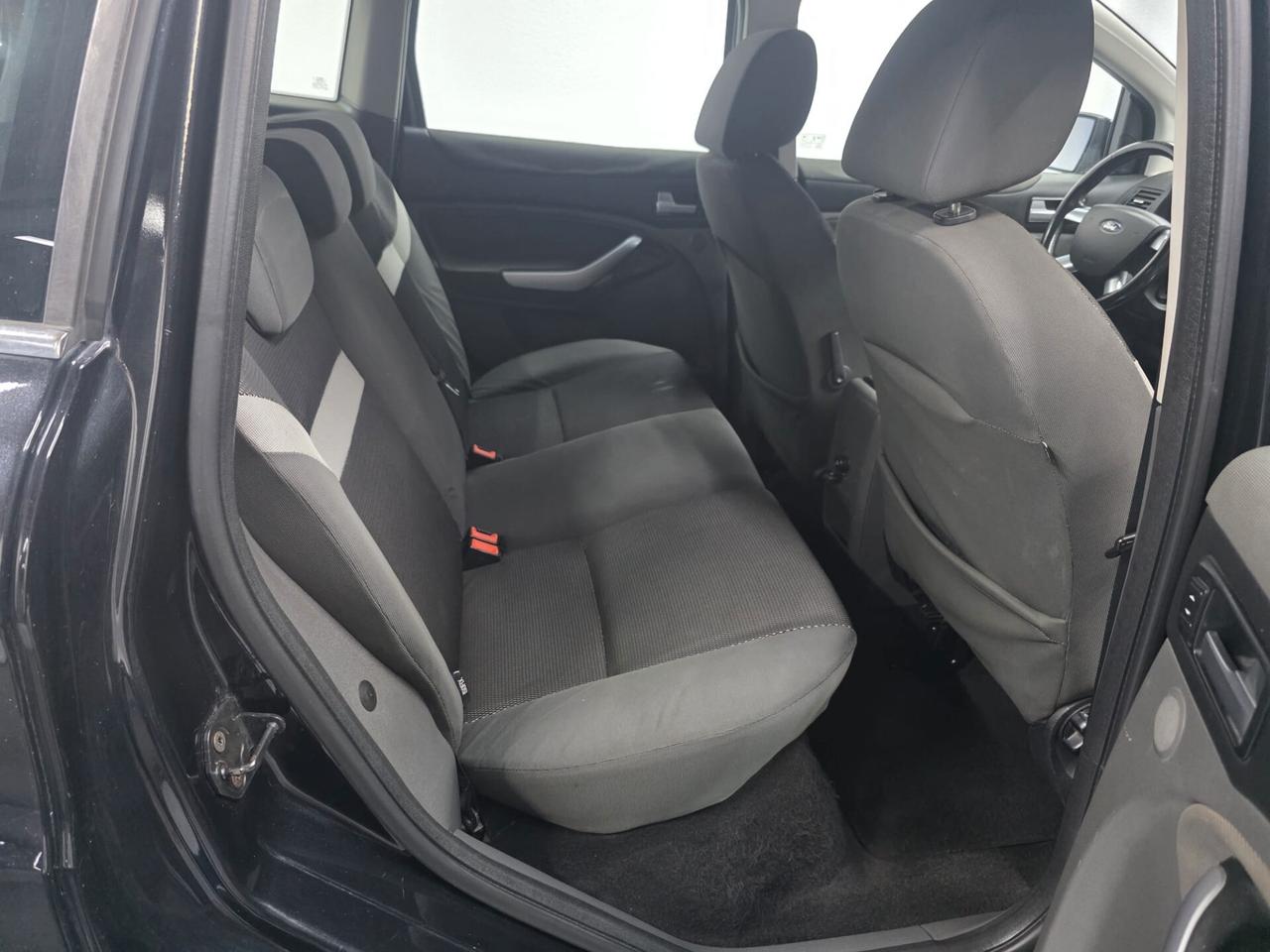 Ford Kuga 2.0 TDCi 136 CV 2WD