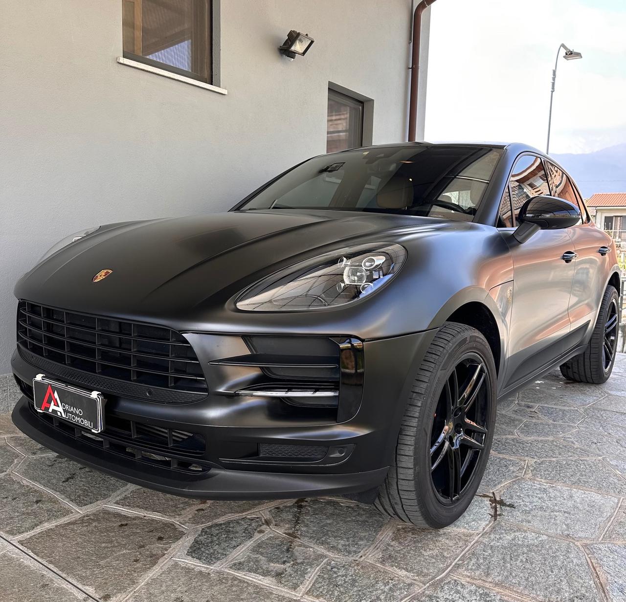 Porsche Macan 2.0 245cv pdk