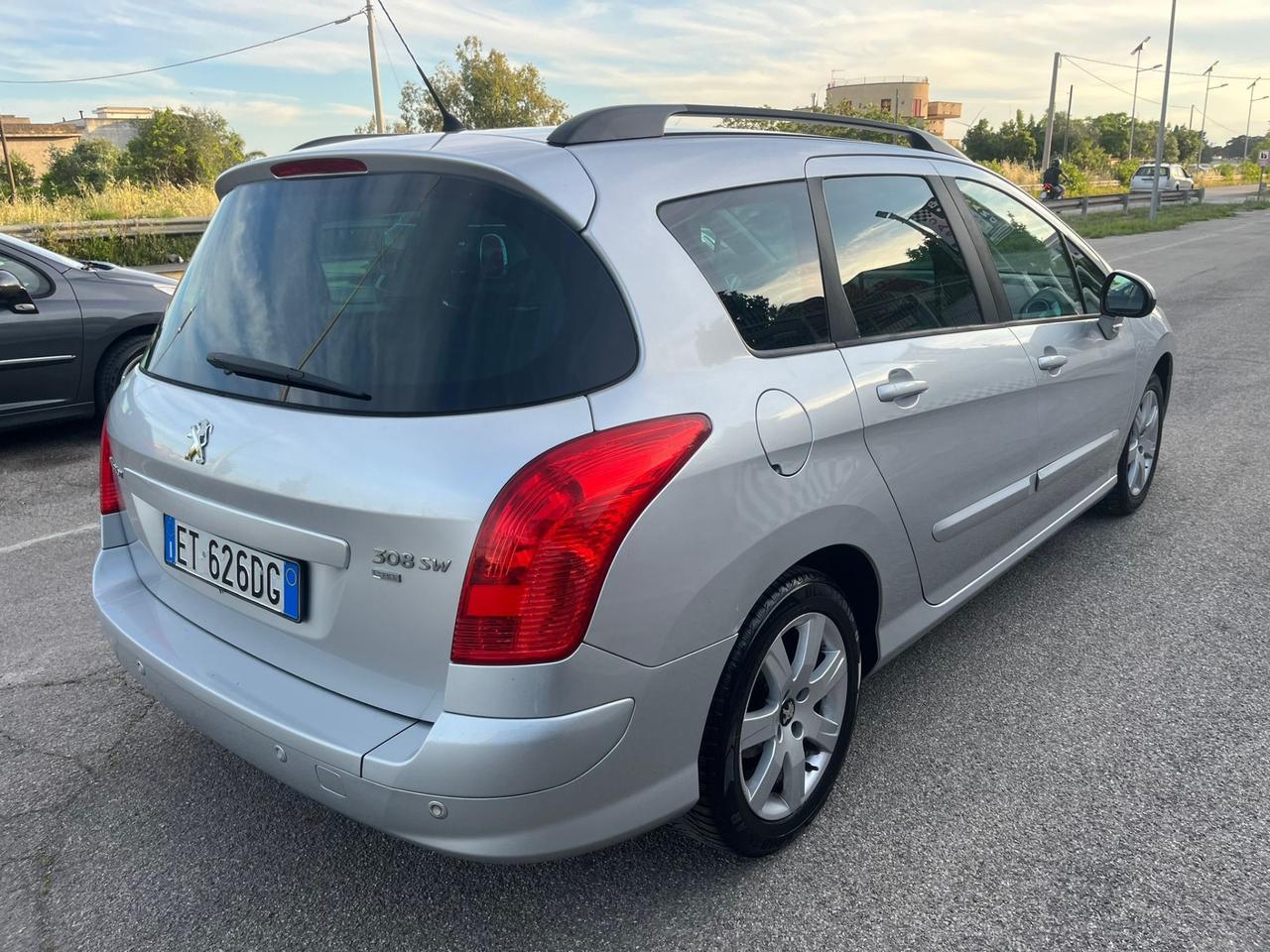 Peugeot 308 1.6 8V e-HDi Stop&Start SW Active 2013