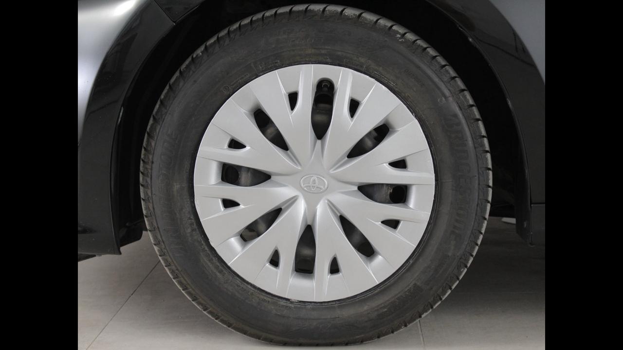TOYOTA Yaris IV 2020 - Yaris 1.5h Business