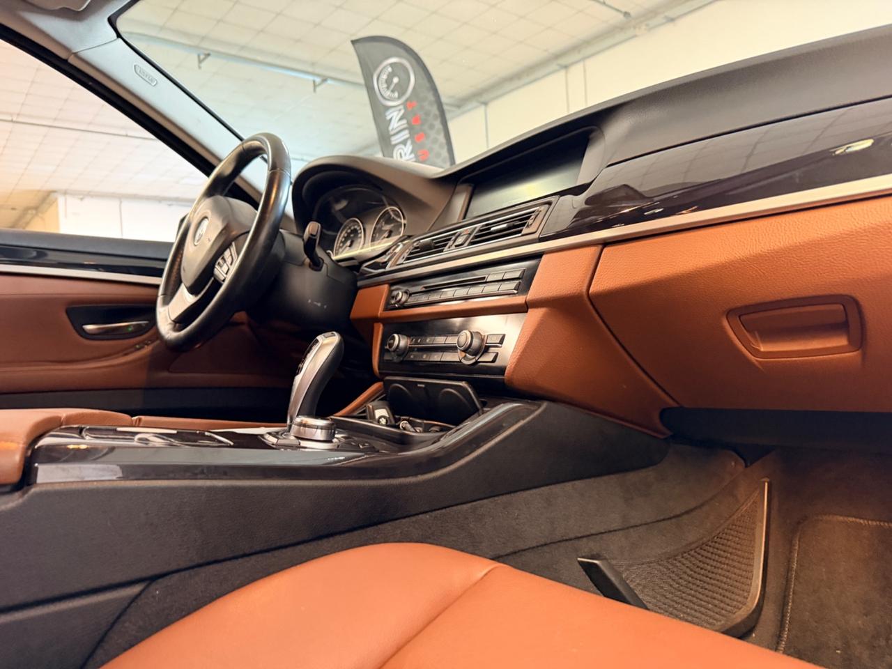 Bmw 525 525d xDrive Touring Luxury