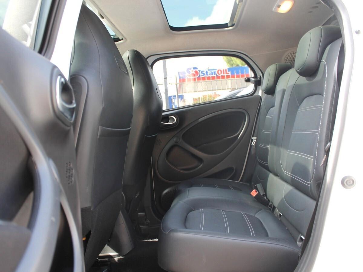 Smart ForFour EQ Edition One Led Pelle Cam UNIPRO IVA DEDUCIBILE