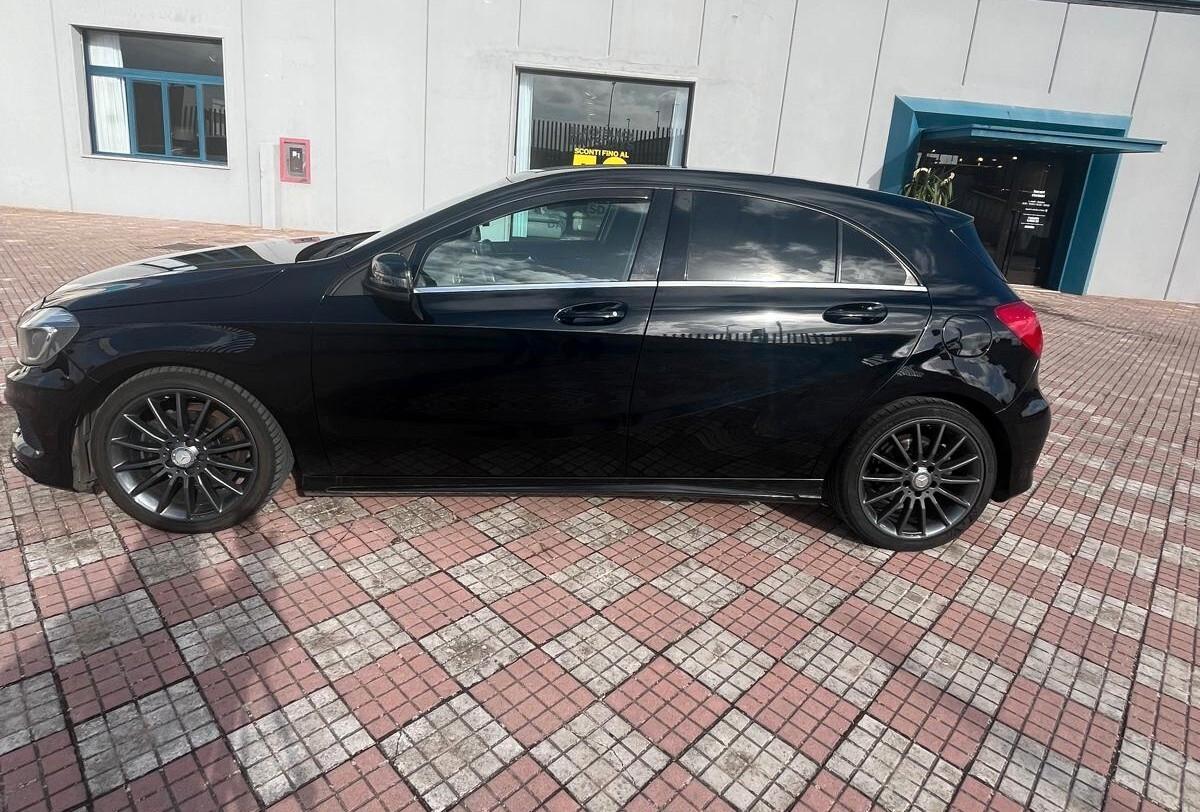 Mercedes-benz A 200 160 CDI Automatic Dark Night Edition