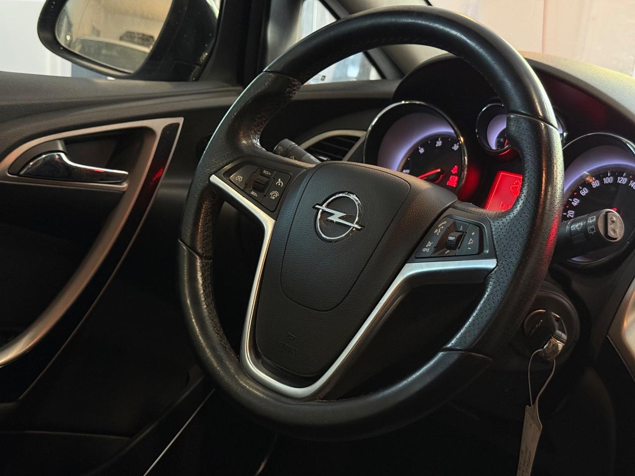 Opel Astra GTC 1.7 DIESEL NEOPATENTATI