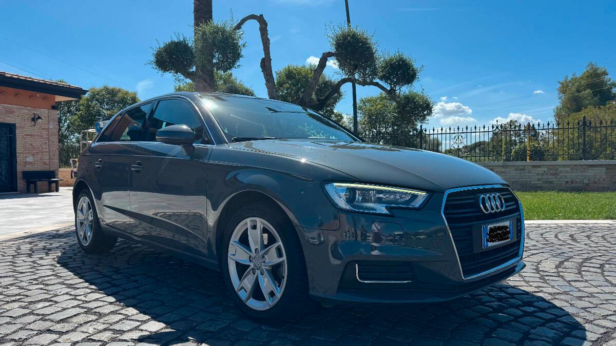 Audi A3 Sportback 30 1.6 tdi Sport 116cv s-tronic