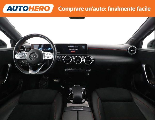 MERCEDES-BENZ A 180 d Automatic Premium