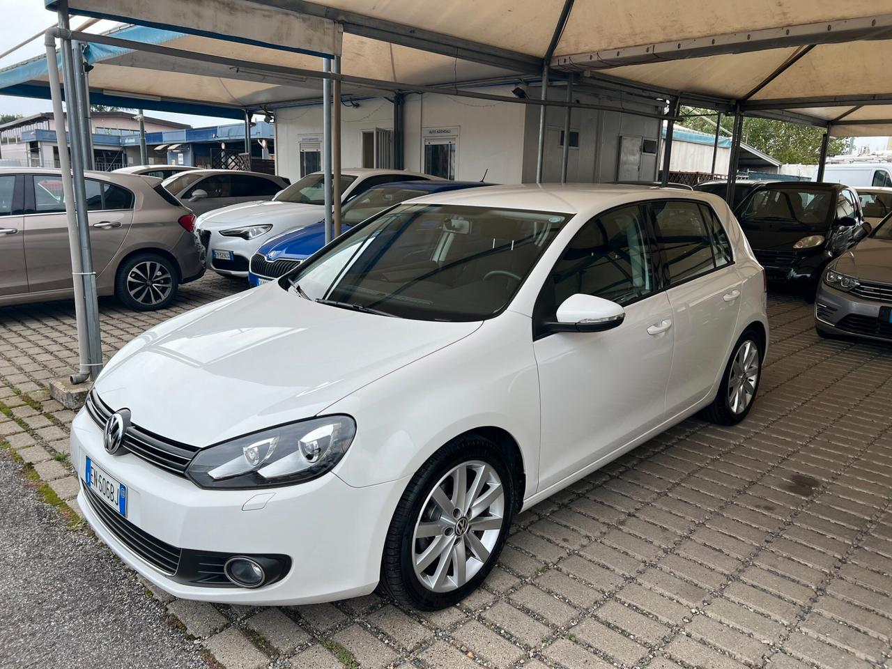 Volkswagen Golf 1.6 TDI DPF 5p. Highline