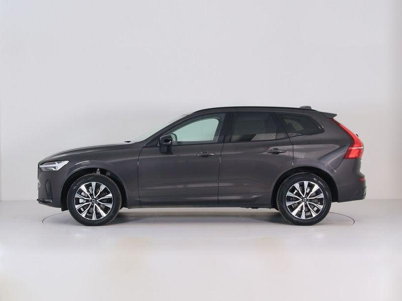 Volvo XC60 B4 automatico Plus Dark