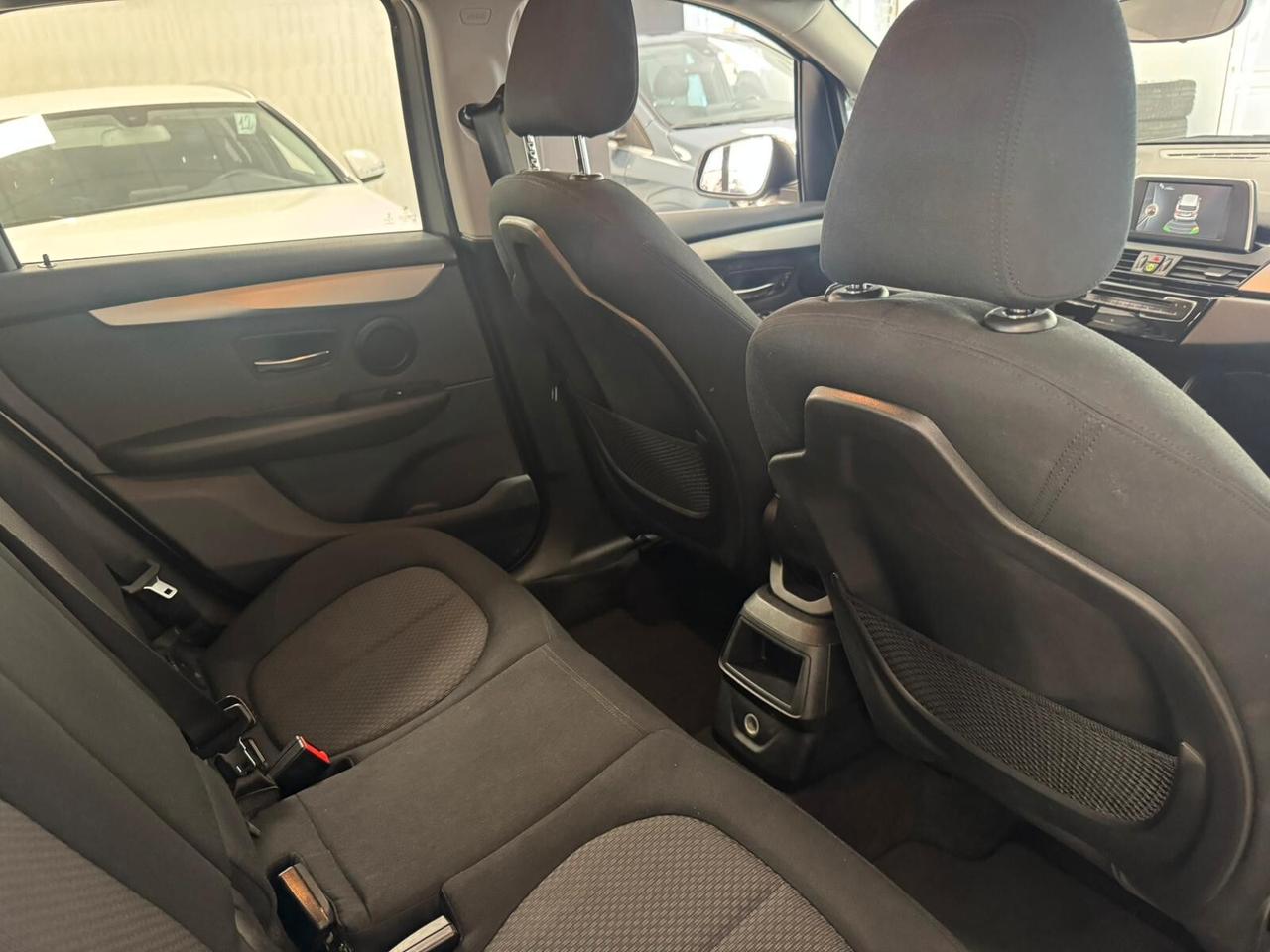Bmw 2er Active Tourer 216d Luxury